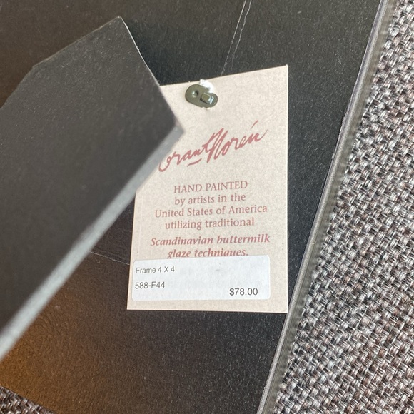 NWT Grant-Norén Hand Painted Dog Picture Frame, 4x4, Unique Gift, Lacquered - Picture 4 of 4